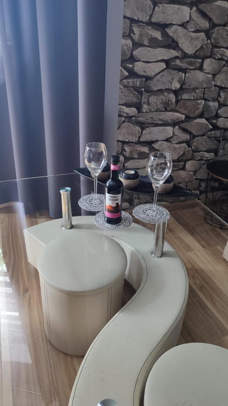 Ferienwohnung Mieszkanie Z Widokiem Na Park -Cieplice Slaskie Zdroj Jelenia Góra Exterior foto